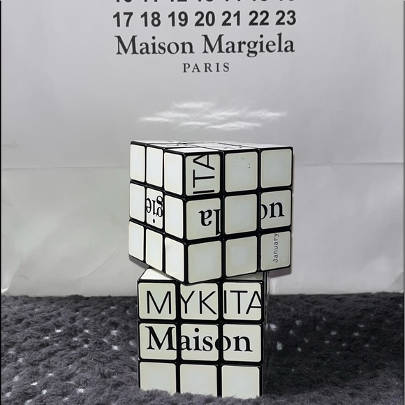 (2014) Mykita X Maison Martin Margiela - Rubiks Cube - Picture 1 of 6